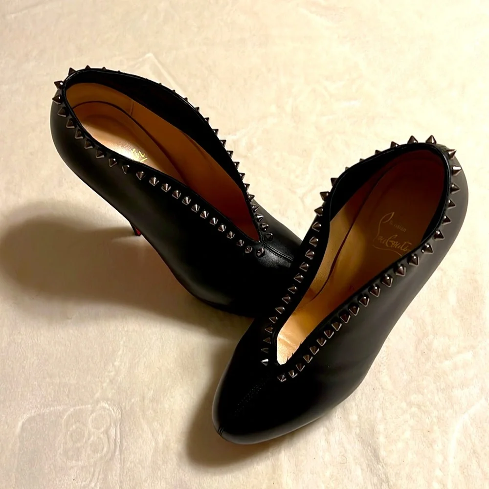 Christian Louboutin Miss Fast Plato Platform Black Spikes Ankle Booties 39/8